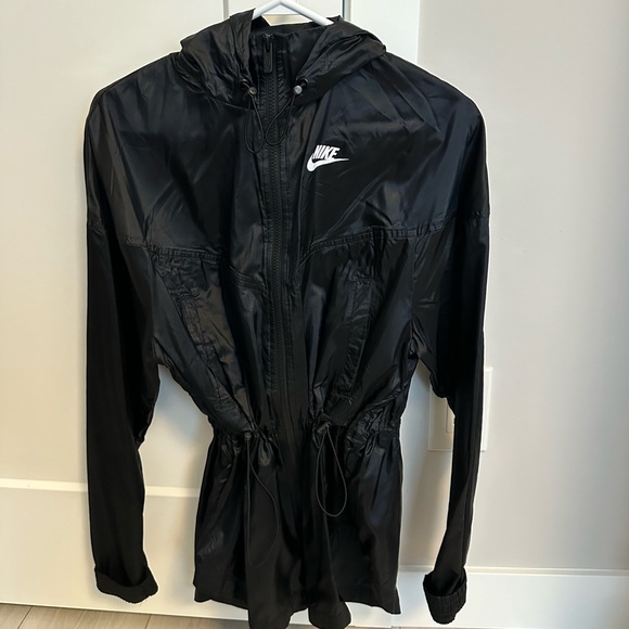 NIKE Women’s Jacket - Picture 5 of 5